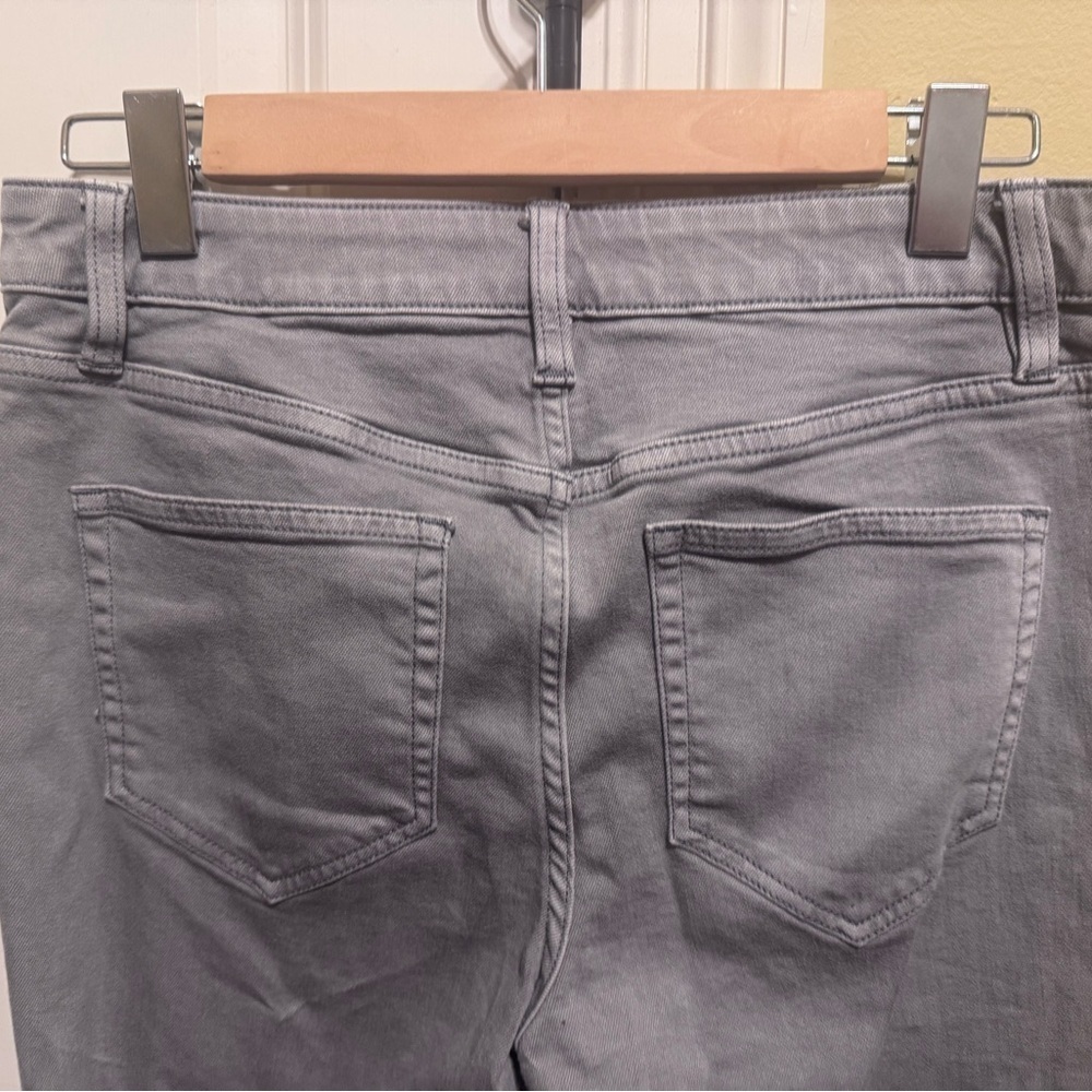 Lands’ End Grey Mid Rise Straight Leg Women’s Jeans Sz 6 - Picture 8 of 12